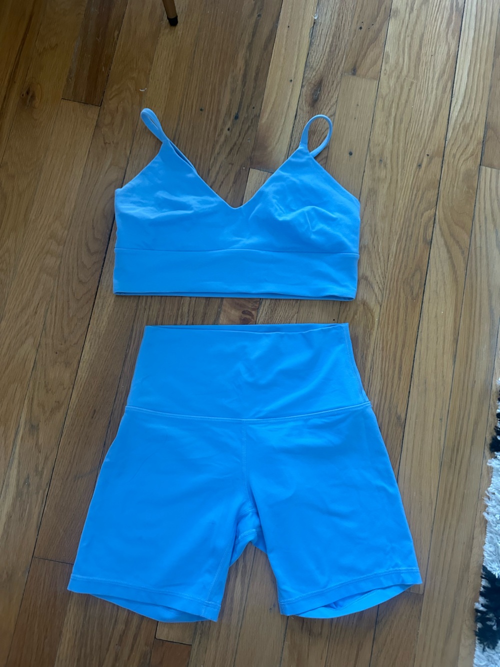 lululemon set — medium top, size 6 bottoms